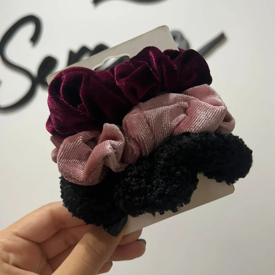 Scrunchies 